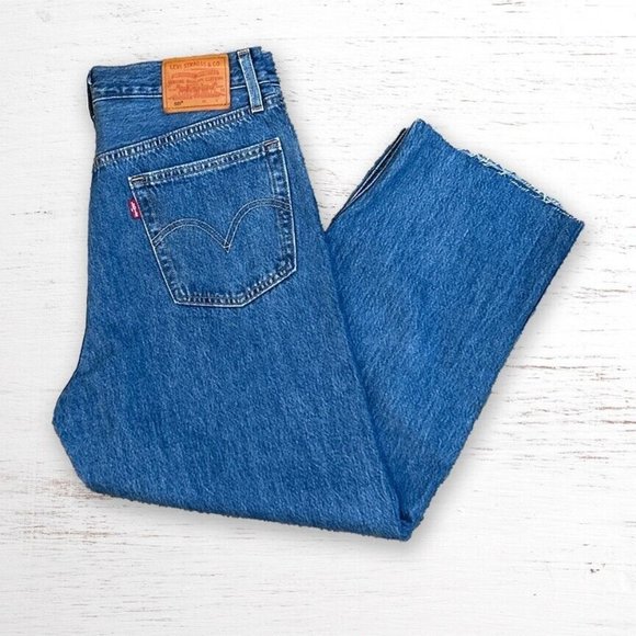 Levis Premium 501 High Rise Cropped Jeans Frayed Hem Med Wash Size 28 Cap E Logo - Picture 1 of 12